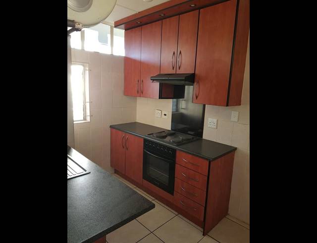 1 BEDROOM PROPERTY TO RENT IN MARLANDS
